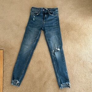 Zara jeans size 2